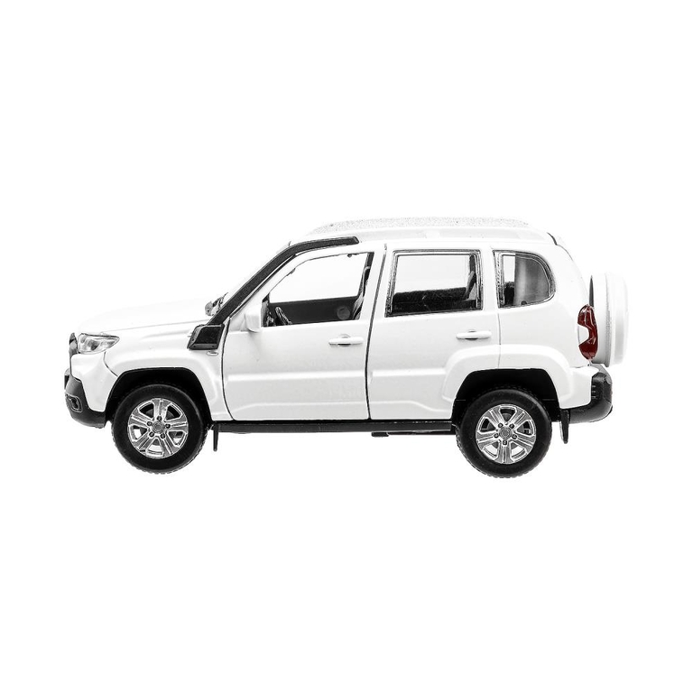 Модель металлическая LADA NIVA travel 12 см белый